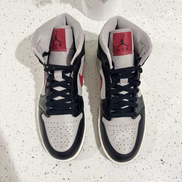 Women’s Nike Air Jordan 1 MID Red College Grey Size 10 New TS - Picture 3 of 9